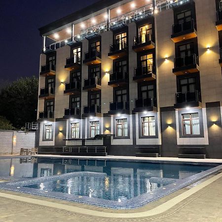 Rayyan Hotel & Spa Tasjkent Buitenkant foto