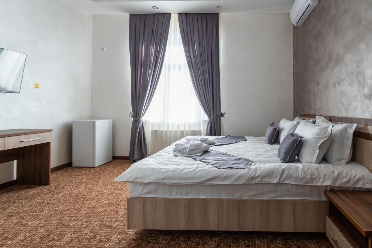 Rayyan Hotel & Spa Tasjkent Buitenkant foto