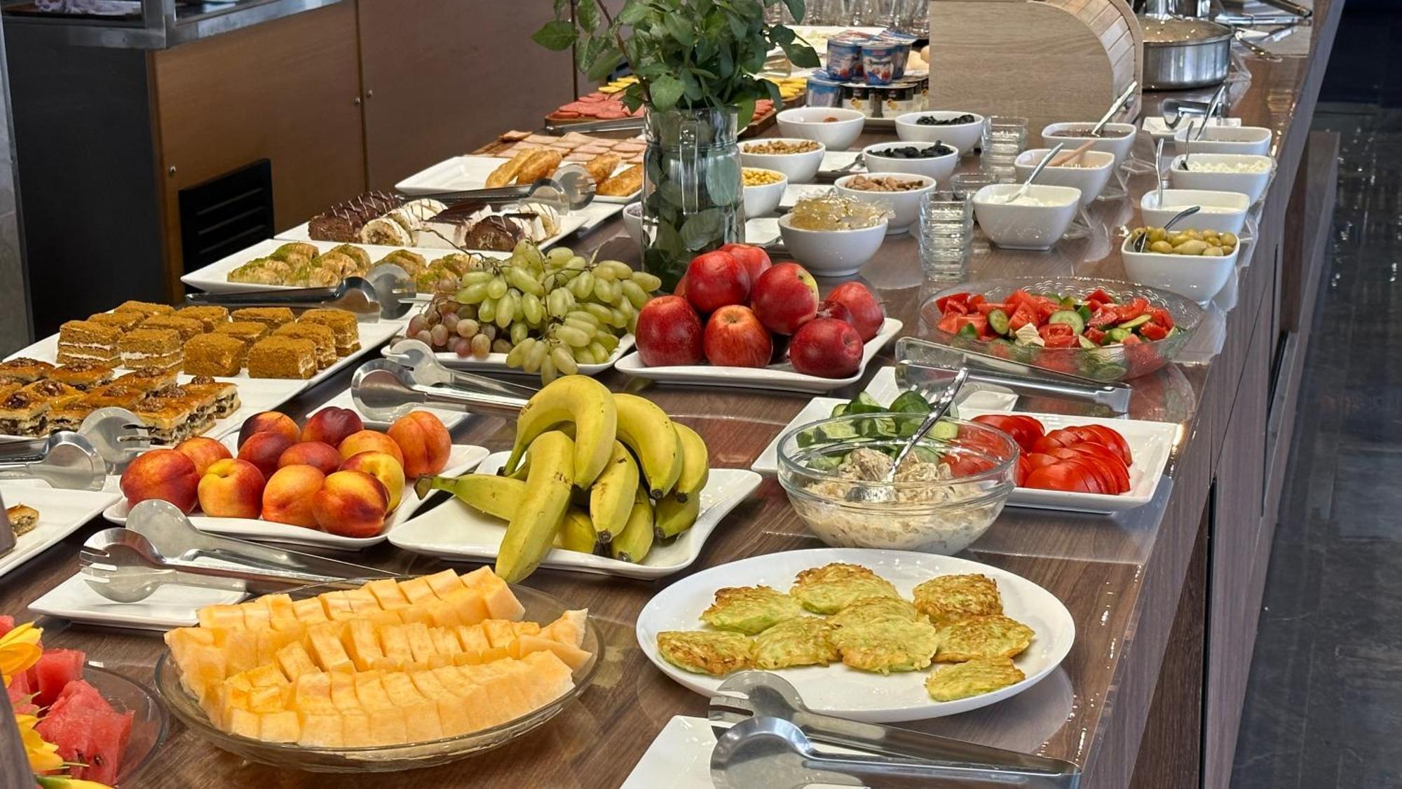 Rayyan Hotel & Spa Tasjkent Buitenkant foto