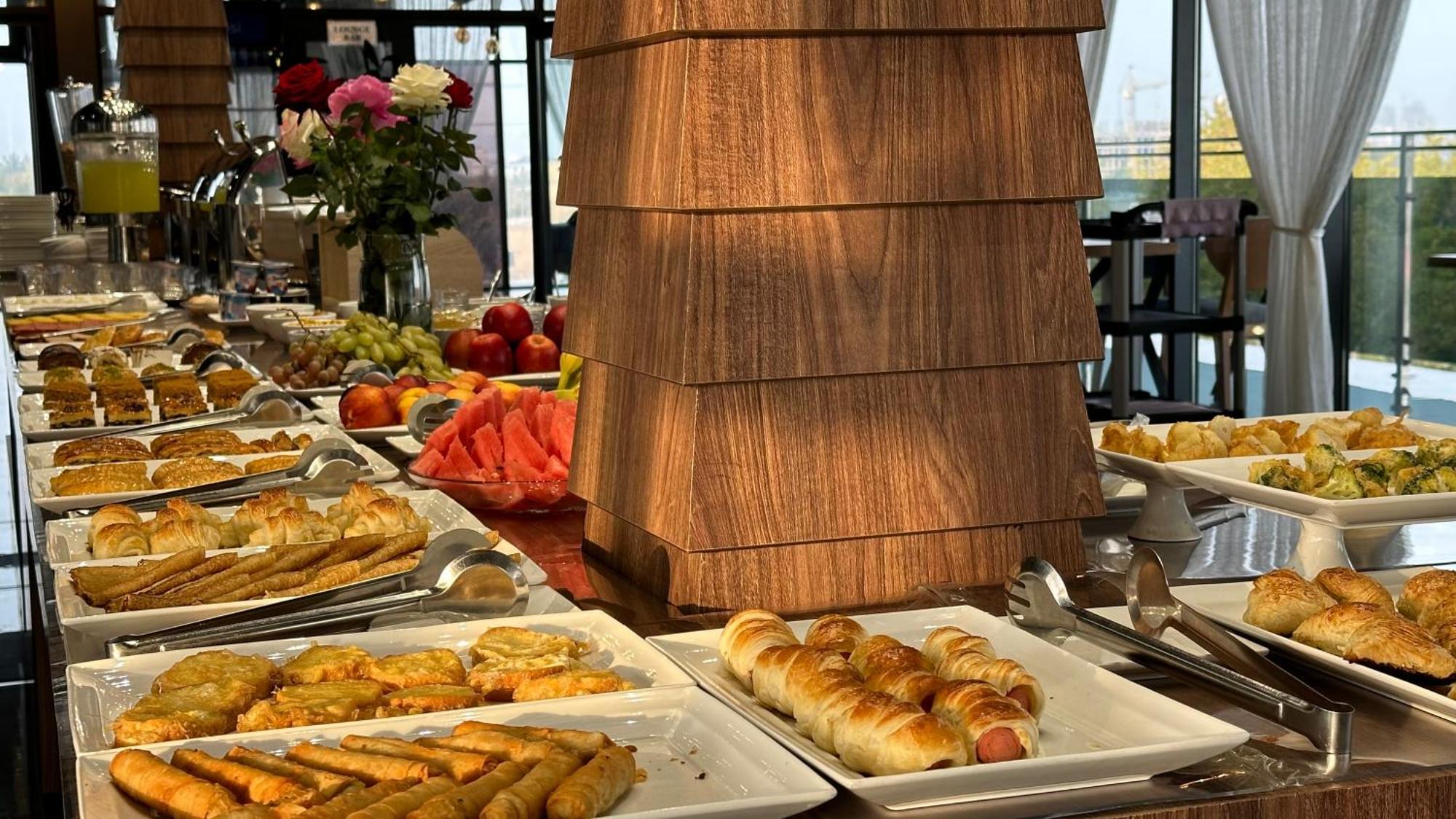 Rayyan Hotel & Spa Tasjkent Buitenkant foto