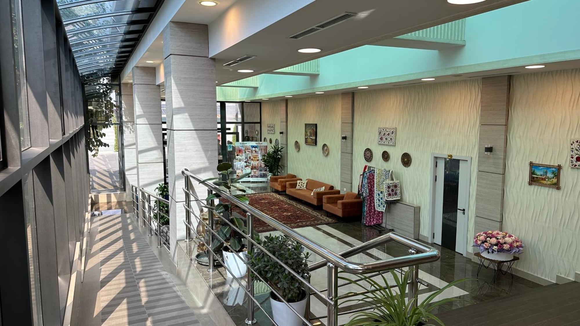 Rayyan Hotel & Spa Tasjkent Buitenkant foto