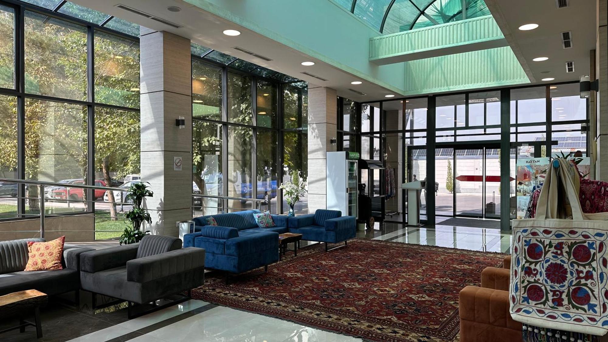 Rayyan Hotel & Spa Tasjkent Buitenkant foto